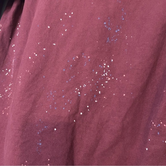 2 for $20 Abercrombie & Fitch Maroon Paint Splattered T-Shirt Size XS - Picture 4 of 6